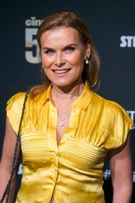 Andrea Luedke Schauspielerin zu Gast auf dem roten Teppich bei der Preisverleihung des 47. Jupiter-Award im Altonaer Kaispeicher am 10.04.2025 in Hamburg Hamburg Deutschland