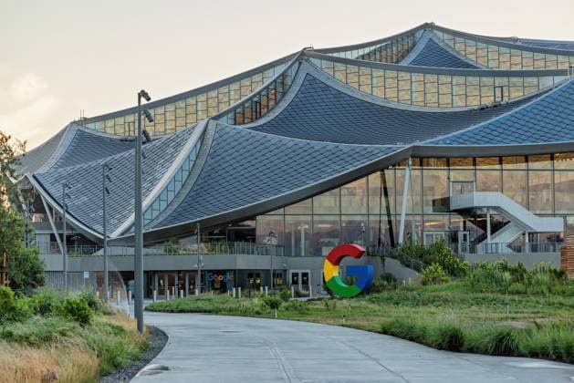 MOUNTAIN VIEW, CALIFORNIA, USA - MAY 10, 2025: The new building at Google Bay View campus in Mountain View, California. The new building at Google Bay View campus in Mountain View, California. USA *** MOUNTAIN VIEW, KALIFORNIEN, USA 10. MAI 2025 Das neue Gebäude auf dem Google Bay View-Campus in Mountain View, Kalifornien Das neue Gebäude auf dem Google Bay View-Campus in Mountain View, Kalifornien USA Copyright: xx