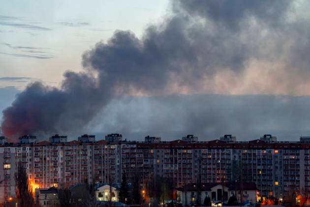 News Themen der Woche KW15 News Bilder des Tages Smoke rising after Russian drone attack with Shahed drones on Ukraine™s capital Kyiv. Kyiv Kyiv City Ukraine