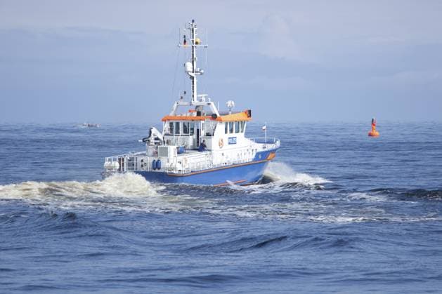 Boot Boat Copyright: imageBROKER AngelikaxBentin ibxiqx13030350.jpg