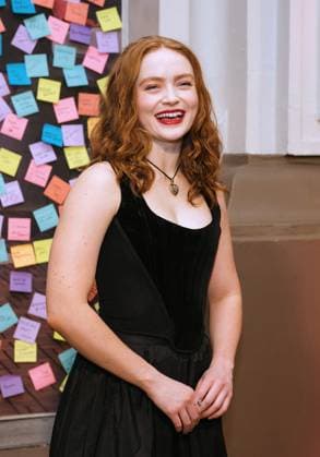 Entertainment Themen der Woche KW16 April 14, 2025, New York, New York, United States: Sadie Sink and cast seen onstage during curtain call for John Proctor is the Villain Broadway Opening Night at Booth Theatre in New York. Dinara Khairova Zuma Press April 14, 2025 New York United States - ZUMAp281 20250414_zea_p281_081 Copyright: xPhotoxImagexPressx