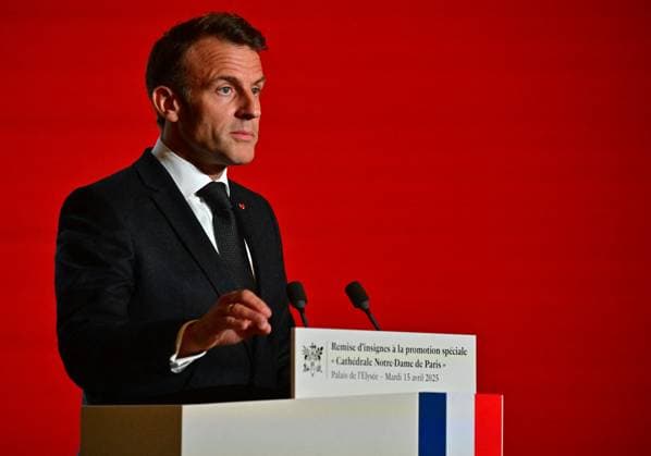 French President Emmanuel Macron during an award ceremony in honor of craftspeople and officials who contributed to the restoration of Notre Dame Cathedral at the Elysee Palace in Paris French President Emmanuel Macron during an award ceremony in honor of craftspeople and officials who contributed to the restoration of Notre Dame Cathedral at the Elysee Palace in Paris French President Emmanuel Macron during an award ceremony in honor of craftspeople and officials who contributed to the restoration of Notre Dame Cathedral at the Elysee Palace in Paris French President Emmanuel Macron during an award ceremony in honor of craftspeople and officials who contributed to the restoration of Notre Dame Cathedral at the Elysee Palace in Paris, Fran  Copyright: xChristianxLiewigx xBestimagexChristianxLiewigx xBestimagex