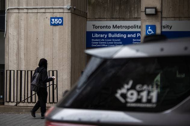 April 15, 2025, Toronto, On, Canada: Nelson Mandela Walk, where a car struck pedestrians on the Toronto Metropolitan University campus, is pictured in Toronto, on Tuesday, April 15, 2025. Toronto Canada  - ZUMAc35_ 20250415_zaf_c35_069 Copyright: xLauraxProctorx