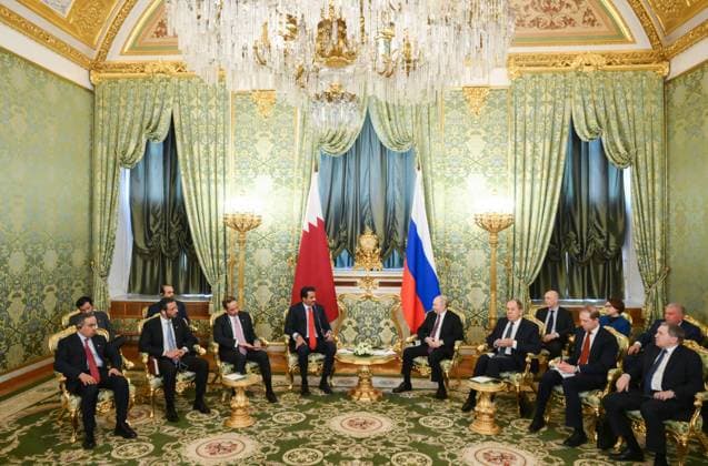 News Themen der Woche KW16 Russia Qatar 8903674 17.04.2025 Qatari Emir Tamim bin Hamad Al Thani and Russian President Vladimir Putin attend a meeting at the Kremlin in Moscow, Russia. Grigory Sysoev Sputnik Moscow Russia  Copyright: xGrigoryxSysoevx