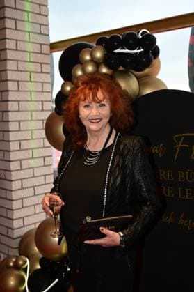 Regina Thoss bei der Geburtstagsgala zum 80. Geburtstag von Dagmar Frederic im Restaurant am Müggelturm. Berlin, 15.04.2025 Berlin Germany *** Regina Thoss at the birthday gala for Dagmar Frederics 80th birthday at the Restaurant am Müggelturm Berlin, 15 04 2025 Berlin Germany Copyright: xMatthiasxWehnertx