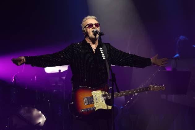 Bilder des Jahres 2025, Entertainment 04 April Entertainment Themen der Woche KW16 Entertainment Bilder des Tages Umberto Tozzi L ultima Notte Rosa - The Final Tour - Padova Gran Teatro Geox After 50 years of career studded with successes and awards in Italy and around the world, more than 80 million records sold and over 2000 concerts, Umberto Tozzi bids farewell to the live scene with a world tour that crosses 3 continents between 2024 and 2025 In the Photo Umberto Tozzi  Copyright: xMBTargetx xipa-agency.netx xMBTargetx IPA_Agency_IPA56609649