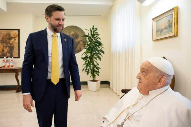 News Themen der Woche KW16 News Bilder des Tages ITALY - Pope Francis ,eeting with US Vice-president JD Vance in the Vtaican - 2025 4 20 Italy, Rome,Vatican 2025 4 20 Pope Francis meeting with US Vice-President JD Vance in The Vatican . EDITORIAL USE ONLY - NO BOOKS Copyright: xVATICANxMEDIAx
