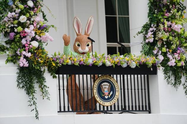 News Themen der Woche KW17 April 21, 2025, Washington, District of Columbia, USA: President DONALD TRUMP and the First Lady MELANIA TRUMP hosted the annual White House Easter Egg Roll on the South Lawn of the White House on April 21, 2025 Washington USA - ZUMAl312 20250421_znp_l312_021 Copyright: xAndrewxLeydenx