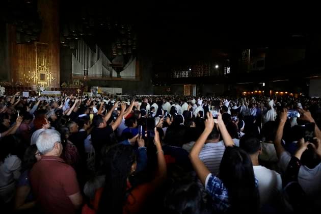 Solemn Eucharist In Mexico For The Death Of Pope Francis Dozens of people attend a solemn Eucharist at the Basilica of Guadalupe in Mexico City, Mexico, on April 21, 2025, commemorating the death of Pope Francis, who dies this Tuesday at the age of 88 due to a stroke and cardiac arrest, according to information from the Vatican. Mexico City Mexico  Copyright: xGerardoxVieyrax originalFilename: vieyra-notitle250421_np3xU.jpg