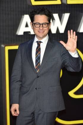 Star Wars: The Force Awakens European Premiere J. J. Abrams (Jeffrey Jacob Abrams) at the European Premiere of Star Wars: The Force Awakens at Leicester Square on December 16, 2015 in London, England. CAP PL Phil Loftus London England Great Britain Copyright: xPhilxLoftus CapitalxPicturesx