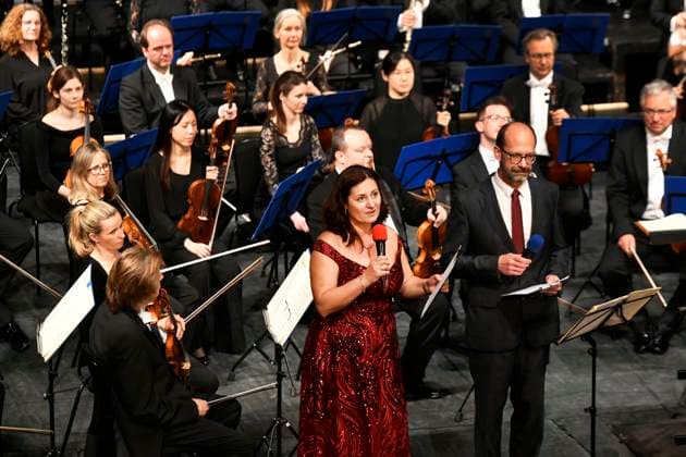 The Dresden Philharmonic symphony orchestra opened the 56th Antonin Dvorak Music Festival, in Pribram, Czech Republic, on April 22, 2025. On the photo speaks festival director Albina Dedicik Houskova (middle). (CTKxPhoto MiroslavxChaloupka) CTKPhotoP2025042207898  CTKPhotoP2025042207898