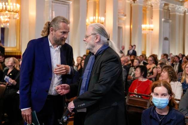 Ankesak i Baneheia-saken Bergen 20250424. Arne Bernt Paulsen, Klara Slogedal og bistandsadvokat Mette Yvonne Larsen under behandlingen av ankesaken mot Jan Helge Andersen i Baneheia-saken i Gulating lagmannsrett i Bergen. Tingretten konkluderte tidligere med at Andersen alene sto bak voldtekt og drap pa Stine Sofie Sorstronen (8) og Lena Slogedal Paulsen (10) den 19. mai 2000. Foto: Ole Berg-Rusten NTB Bergen Norge EFvpZKAOGhc EDITORIAL USE ONLY Ref:EFvpZKAOGhc.jpg Copyright: xOlexBerg-Rustenx xNTBx