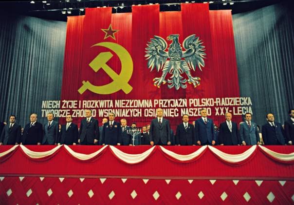 Archivbilder der Woche KW17 Leonid Brezhnev visits Polant on 30th anniversary of Polish People s Republic 8909583 20.07.1974 Secretary General of the USSR Communist Party Leonid Brezhnev visits the Polish People s Republic to attend the 30th anniversary of the PPR, July 19-22, 1974. A ceremonial event at the Sports Palace in Katowice dedicated to the Soviet-Polish friendship. Eduard Pesov Katovitse Poland  Copyright: xEduardxPesovx