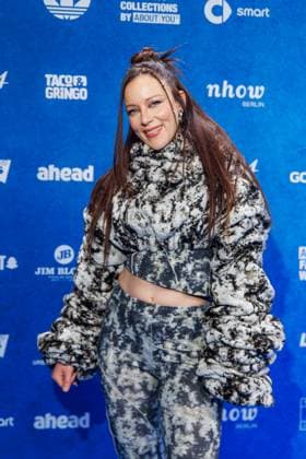 Fashion Show - ABOUT YOU Fashionmania Jasmin Wagner bei der ABOUT YOU Fashionmania by AYFW in der Uber Eats Music Hall am 25.04.2025 in Berlin. Copyright: xEventpressxKochanx