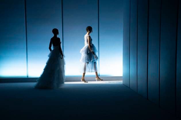 (250426) -- JOHANNESBURG, April 26, 2025 -- Models present creations during South African Fashion Week Spring Summer 2025 in Johannesburg, South Africa, on April 25, 2025. (Photo by Xinhua) SOUTH AFRICA-JOHANNESBURG-SOUTH AFRICAN FASHION WEEK IhsaanxHaffejee 