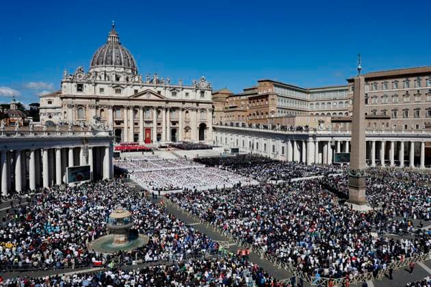 News Themen der Woche KW17 News Bilder des Tages April 26, 2025, Vatican City, VATICAN: Pope Francis pontiff s funeral ceremony in Saint Peter s Square, in Vatican City, 26 April 2025. ANSA FABIO FRUSTACI Vatican City VATICAN  - ZUMAa110 20250426_zaf_a110_019 Copyright: xFabioxFrustacix