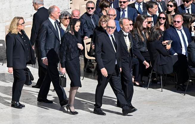 April 26, 2025, Citta Del Vaticano, CITTA DEL VATICANO: Prince Albert II of Monaco with his wife Charlene attend the funeral Mass of Pope Francis in Saint Peter s Square in Vatican City, 26 April 2025. Pope Francis passed away on Easter Monday, 21 April 2025, at the age of 88..ANSA RICCARDO ANTIMIANI.(funerali, esequie, messa) Citta Del Vaticano CITTA DEL VATICANO  - ZUMAa110 20250426_zaf_a110_052 Copyright: xRiccardoxAntimianix