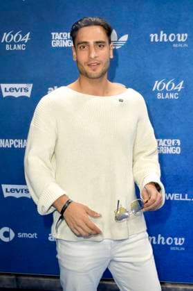 Timur Ülker bei der ABOUT YOU Fashionmania by AYFW in der Uber Eats Music Hall. Berlin, 25.04.2025