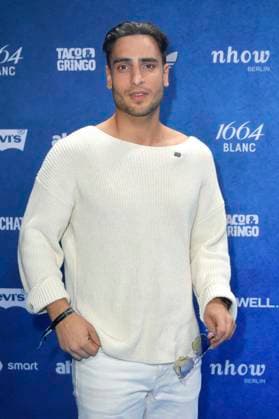 Timur Ülker bei der ABOUT YOU Fashionmania by AYFW in der Uber Eats Music Hall. Berlin, 25.04.2025