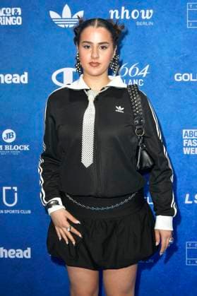 Derya Vural bei der ABOUT YOU Fashionmania by AYFW in der Uber Eats Music Hall. Berlin, 25.04.2025