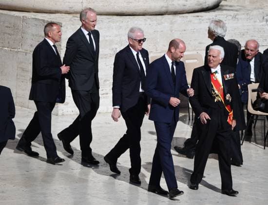 Royals Arrive For The Funeral of Pope Francis - Vatican Britain s Prince William, Prince of Wales attending Pope Francis funeral ceremony at St Peter s Square in The Vatican, on April 26, 2025. Photo by Raphael Lafargue ABACAPRESS.COM Vatican City Vatican (or Holy See)  Copyright: xLafarguexRaphael ABACAx