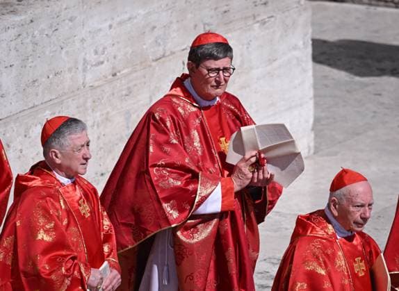 Rom, Vatikan 26.04.2025 Beerdigung Papst Franziskus: Erzbischof von Koeln, Rainer Maria Kardinal Woelki (Mitte, Deutschland) *** Rome, Vatican 26 04 2025 Funeral of Pope Francis Archbishop of Cologne, Rainer Maria Cardinal Woelki Center, Germany