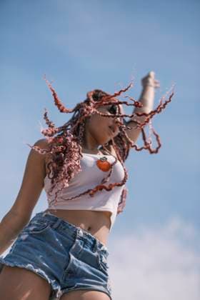 Creative Highlights Symbolfotos Creative Highlights Symbolfotos Dancing Freely in the Warmth of the Sun San Miguel de Allende, Guanajuato, Mexico CR_WDJM2504254D-1714977-01 ,model released, Symbolfoto