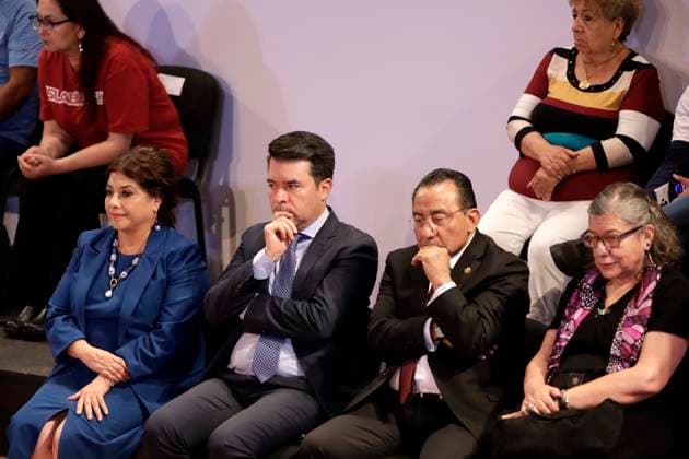 La jefa de Gobierno de la Ciudad de Mexico presenta la primera Estrategia de Busqueda y Localizacion de personas en Mexico Ciudad de Mexico, Mexico, 28 de abril de 2025.- La jefa de Gobierno de la Ciudad de Mexico, Clara Brugada Molina; el subsecretario de Derechos Humanos de la Secretaria de Gobernacion, Arturo Medina; el presidente del Tribunal Superior de Justicia de la Ciudad de Mexico, Rafael Guerra Alvarez y la titular de la Comision Nacional de Busqueda, Teresa Guadalupe Reyes Sahagun, en la presentacion de la Estrategia de la Ciudad de Mexico para la Busqueda y Localizacion de Personas Desaparecidas 2025- 2030, en el Colegio de San Ildefonso en la Ciudad de Mexico. Copyright: xLuisxBarronx xEyepixxGroupx LB_28042025_153709