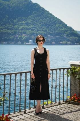 CHANEL Cruise Lago di Como 2025 2026 Anamaria Vartolomei attend the CHANEL Cruise Lago di Como 2025 26 show at Villa DEste on April 29, 2025 in Como, Italy Photo by Lucia Sabatelli Bestimage Como Italie  Copyright: xLuciaxSabatellix xBestimagexLuciaxSabatellix xBestimagex