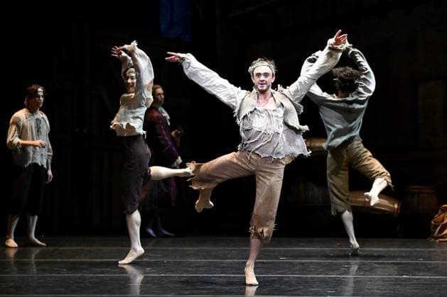 Entertainment Themen der Woche KW18 Bilder des Jahres 2025, Entertainment 04 April BALLET MANON DRESS REHEARSAL, Cast members perform during an Australian Ballet dress rehearsal of Manon at the Sydney Opera House in Sydney, Tuesday, April 29, 2025. ( NO ARCHIVING, EDITORIAL USE ONLY, NO USE IN BOOKS WITHOUT CONSENT SYDNEY NEW SOUTH WALES AUSTRALIA  Copyright: xBIANCAxDExMARCHIx 20250429131178733196
