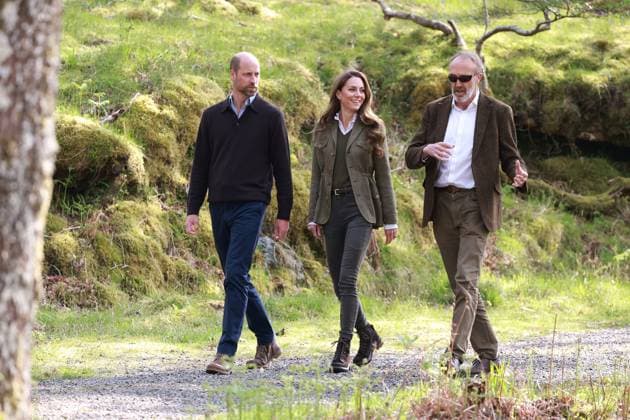 Entertainment Themen der Woche KW18 Entertainment Bilder des Tages The Prince and Princess of Wales visit the Ardura Community Forest The Prince and Princess of Wales visit the Ardura Community Forest and meet the Countryside Rangers from the Mull and Iona Ranger Service at the Ardura Community Forest to highlight the importance of protecting and championing the natural environment, on the second day of their visit to the Inner Hebrides, Scotland, UK, on the 30th April 2025. Picture by Ian Vogler WPA-Pool Mull Ardura Community Forest Inner Hebrides United Kingdom  WHA-0788