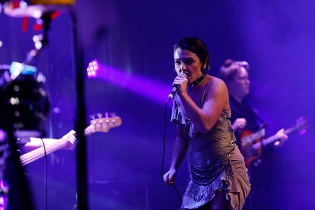 APRA MUSIC AWARDS 2025, A member of Gut Health band performs on stage during the 2025 APRA Music Awards at Melbourne Town Hall in Melbourne, Wednesday, April 30, 2025. ( NO ARCHIVING MELBOURNE VICTORIA AUSTRALIA  Copyright: xCONxCHRONISx 20250430191063031142