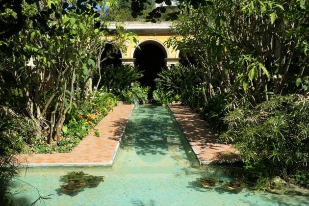 Villa et jardins Ephrussi de Rothschild Sylvestre MAXPPP saint jean cap ferrat France 30 04 2025 villa ephrussi de rothschild, jardin,espagnol A palace built during the Belle Epoque and its magnificent gardens Located between Nice and Monaco, overlooking the Mediterranean, the Villa Ephrussi de Rothschild is a magnificent palace surrounded by nine themed gardens French garden, Spanish garden, Florentine garden, lapidary garden, Japanese garden, exotic garden, Provencal garden, roseraie Villa et jardins Ephrussi de Rothschild Saint Jean Cap Ferrat France April 30 2025 A villa built during the Belle Epoque and its magnificent gardens Located between Nice and Monaco, overlooking the Mediterranean, the Villa Ephrussi de Rothschild is a magnifi  Copyright: xMAXPPPxSylvestrex SYL202504306150 SYL202504306150