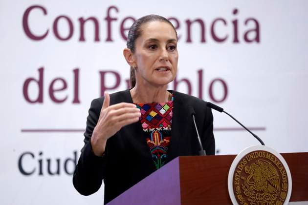 MexicoÃ¢â‚¬â ¢s President Claudia Sheinbaum Pardo, speaks during a briefing conference about Banking Fund for Savings Protection (Fobaproa) at National Palace. on March 1, 2025 in Mexico City, Mexico. Mexico City Mexico - ZUMAe321 20250501_zia_e321_021 Copyright: xLuisxBarronx