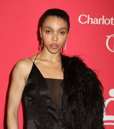 May 1, 2025, New York, New York, USA: Actor rapper FKA TWIGS seen at the The KingÃ¢â‚¬â ¢s Trust 4th Annual Global Gala held at Cipriani South New York USA - ZUMAk03_ 20250501_zaf_k03_019 Copyright: xNancyxKaszermanx