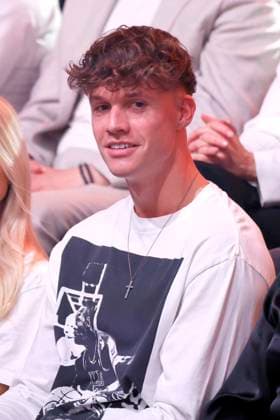 Influencer Luca Tilo Scharpenberg (laserluca) bei der 18. Staffel der RTL-Tanzshow Lets Dance im Coloneum. Köln, 02.05.2025 NRW Deutschland *** Influencer Luca Tilo Scharpenberg laserluca at the 18th season of the RTL dance show Lets Dance at the Coloneum Cologne, 02 05 2025 NRW Germany Copyright: xChristophxHardtx