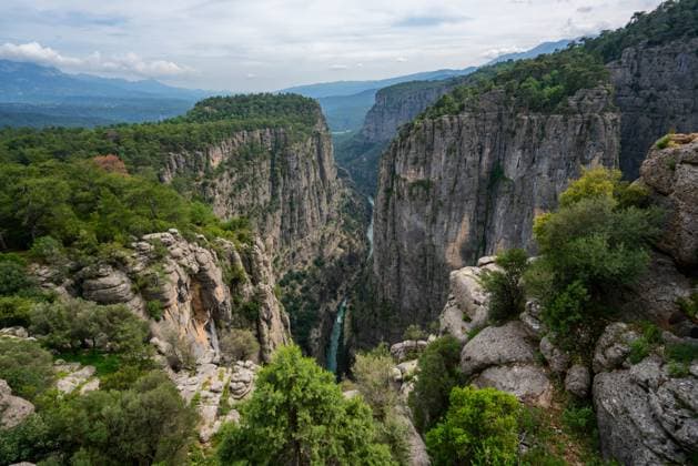 Tazi Canyon in Turkey with cliffs and lush greenery Çand?r, Antalya, Türkiye CR_UGOUSD250430-1696437-01