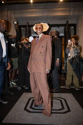 Personalities at Anna Wintours Pre Met Gala dinner in New York Cynthia Erivo at Anna Wintours Pre Met Gala dinner in New York on may 4th 2025 Yehiel Chekroune Bestimage Anna Wintour s Pre Met Gala dinner in New York on may 4th 2025 New York Etats Unis  Copyright: xYehielxChekrounex xBestimagexYehielxChekrounex xBestimagex