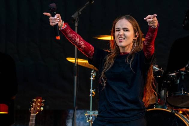 Entertainment Themen der Woche KW19 Entertainment Bilder des Tages 2025-05-05 Festival for Freedom 2025 Leeuwarden 2025-05-05 Festival for Freedom 2025 Leeuwarden LEEUWARDEN, NETHERLANDS - MAY 5: Melissa Pander during the Festival for Freedom 2025 at Oldehoofsterkerkhof on May 5, 2025 in Leeuwarden, Netherlands Leeuwarden Oldehoofsterkerkhof Netherlands Content not available for redistribution in The Netherlands directly or indirectly through any third parties. Copyright: xAndrexWeeningx Leeuwarden Oldehoofsterkerkhof Netherlands Content not available for redistribution in The Netherlands directly or indirectly through any third parties. Copyright: xIMAGO AndrexWeeningx