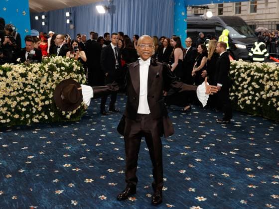 Al Sharpton arrives on the red carpet at the 2025 Met Gala celebrating the opening of Superfine: Tailoring Black Style at The Metropolitan Museum of Art on Monday, May 5, 2025 in New York City.  NYP20250505529 JOHNxANGELILLO