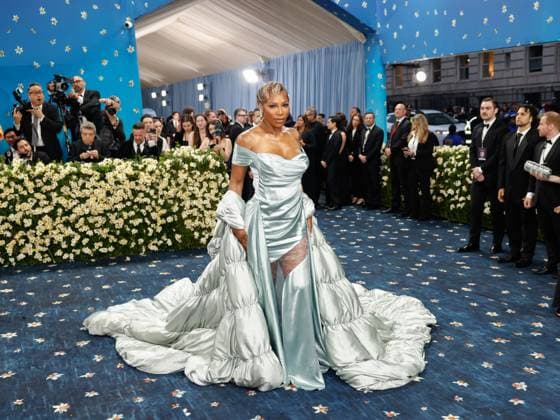 Serena Williams arrives on the red carpet at the 2025 Met Gala celebrating the opening of Superfine: Tailoring Black Style at The Metropolitan Museum of Art on Monday, May 5, 2025 in New York City.  NYP20250505589 JOHNxANGELILLO