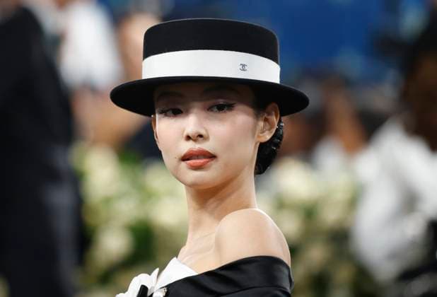 Jennie Kim arrives on the red carpet at the 2025 Met Gala celebrating the opening of Superfine: Tailoring Black Style at The Metropolitan Museum of Art on Monday, May 5, 2025 in New York City.  NYP20250505925 JOHNxANGELILLO