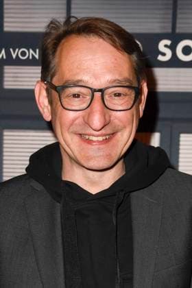 Boris Aljinovic Schauspieler zu Gast auf dem roten Teppich bei der Kino Film Premiere Die Vorkosterinnen im Kino Babylon am 05.05.2025 in Berlin Berlin Deutschland