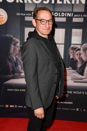 Boris Aljinovic Schauspieler zu Gast auf dem roten Teppich bei der Kino Film Premiere Die Vorkosterinnen im Kino Babylon am 05.05.2025 in Berlin Berlin Deutschland