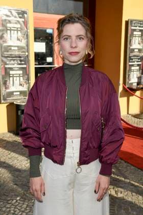 Thea Rasche zu Gast auf dem roten Teppich bei der Kino Film Premiere Die Vorkosterinnen im Kino Babylon am 05.05.2025 in Berlin Berlin Deutschland