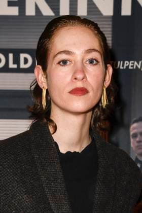 Lia von Blarer deutsch schweizerische Theater und Filmschauspielerin zu Gast auf dem roten Teppich bei der Kino Film Premiere Die Vorkosterinnen im Kino Babylon am 05.05.2025 in Berlin Berlin Deutschland