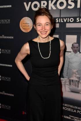 Kriemhild Hamann zu Gast auf dem roten Teppich bei der Kino Film Premiere Die Vorkosterinnen im Kino Babylon am 05.05.2025 in Berlin Berlin Deutschland