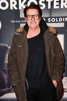 Bruno Eyron Schauspieler zu Gast auf dem roten Teppich bei der Kino Film Premiere Die Vorkosterinnen im Kino Babylon am 05.05.2025 in Berlin Berlin Deutschland