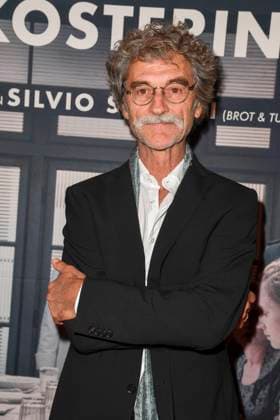Silvio Soldini zu Gast auf dem roten Teppich bei der Kino Film Premiere Die Vorkosterinnen im Kino Babylon am 05.05.2025 in Berlin Berlin Deutschland