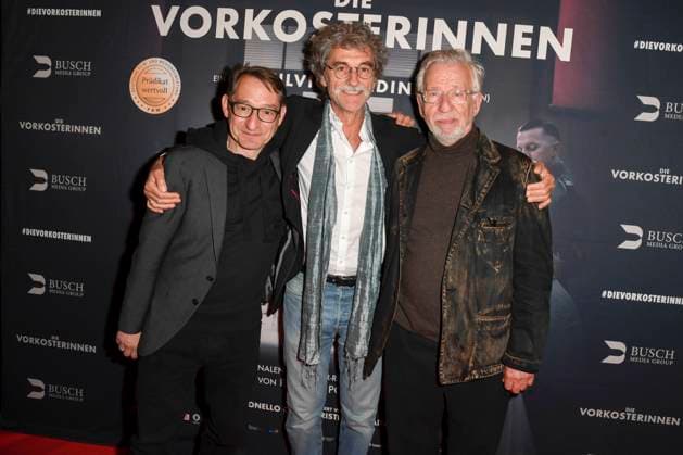 Boris Aljinovic, Silvio Soldini und Juergen Wink zu Gast auf dem roten Teppich bei der Kino Film Premiere Die Vorkosterinnen im Kino Babylon am 05.05.2025 in Berlin Berlin Deutschland